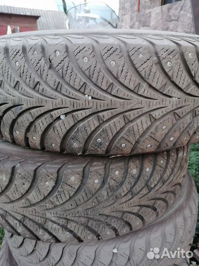 Sava Eskimo Stud 185/65 R15