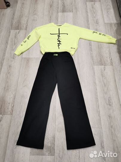 Костюм для девочки рост 140-146