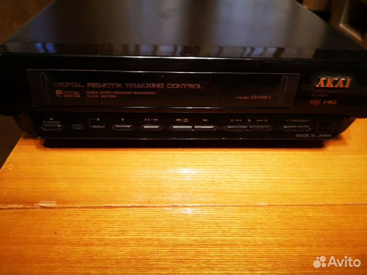 Видеоплеер (пишущий) akai VS-R9EVb