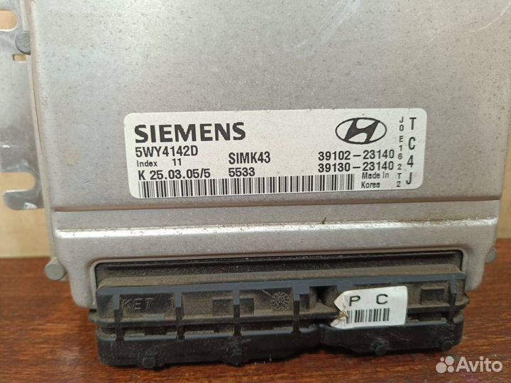 Блок управления двигателем Hyundai Elantra 3 XD 2