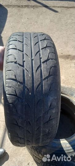 Acustica Challenger 205/55 R16