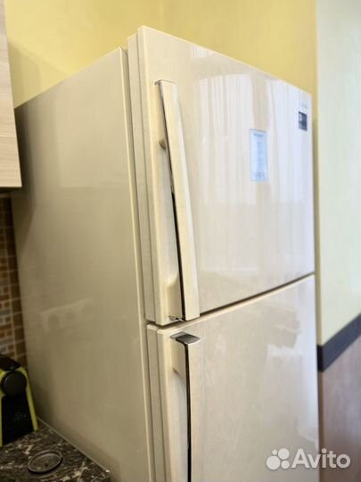 Холодильник samsung