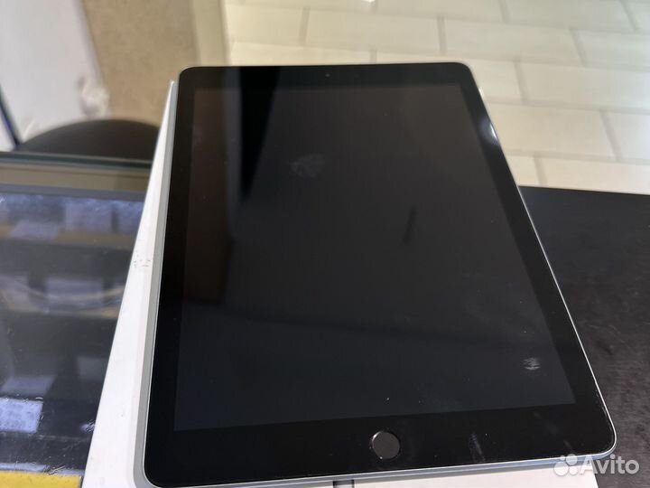 iPad 6 32Gb Wi-Fi