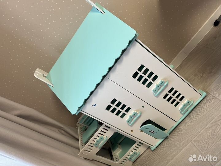 Кукольный домик большой с мебелью