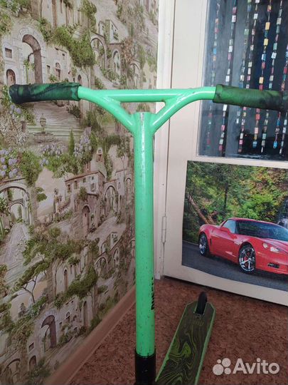 Трюковой самокат Duke 101