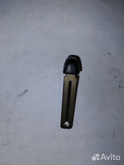 Ключ Toyota Land Cruiser 200 Оригинал