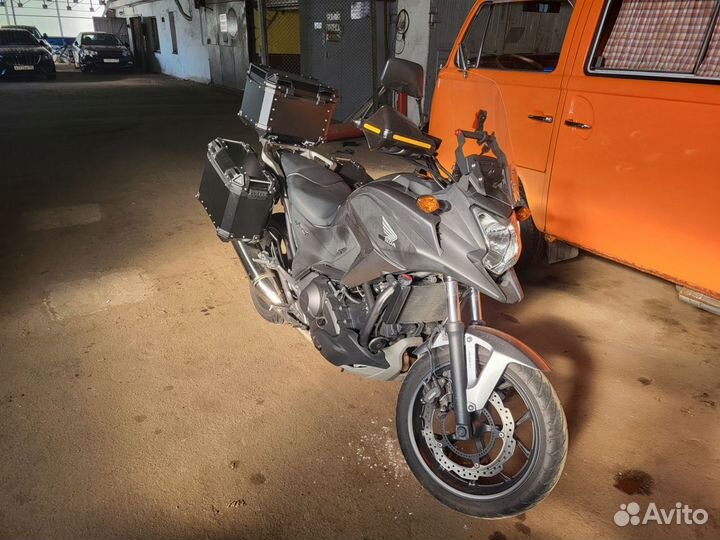 Honda NC750X DCT автомат