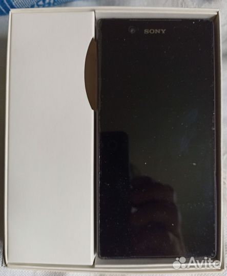Смартфон Sony Z5 Dual