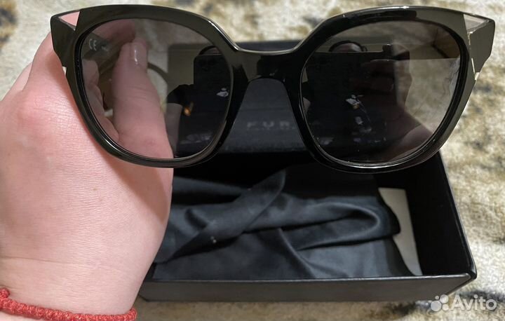 Новые солнцезащитные очки Furla оригинал