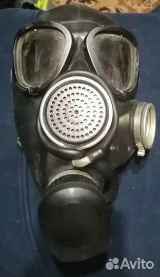 Противогазы и прочее