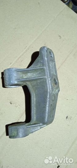 Кронштейн генератора Opel Vectra a, Opel omega a