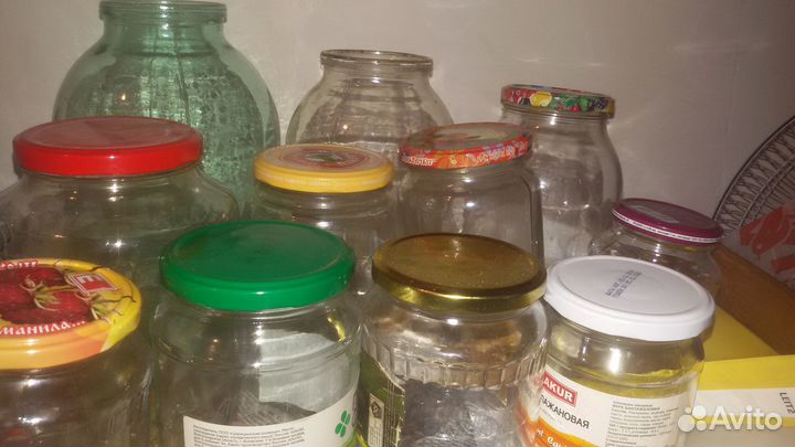 Стекляннье банки для консервирования 60 штук
