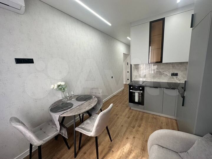 2-к. квартира, 50 м², 6/19 эт.