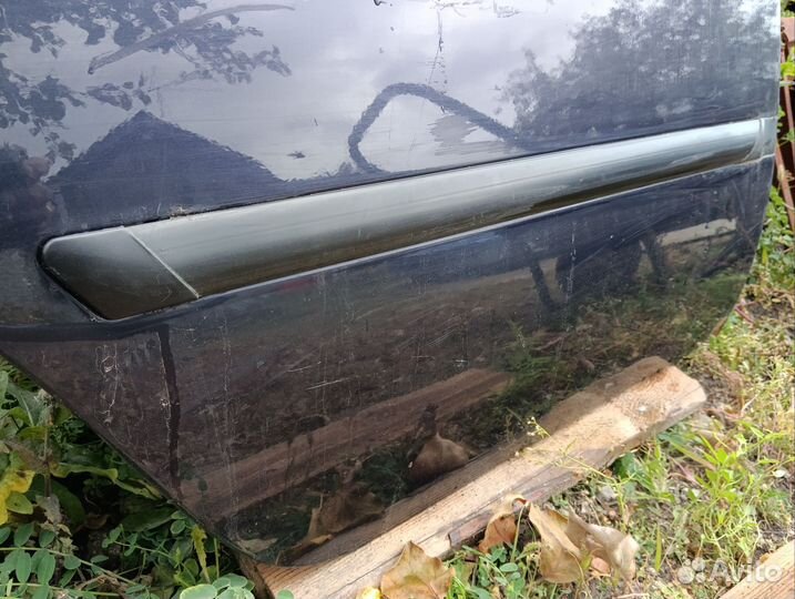 Молдинг задней правой двери Лада калина 1