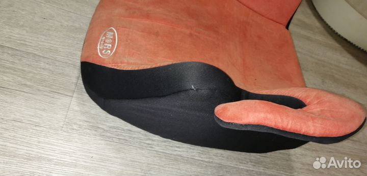 Автокресло бустер от 15 кг до 36