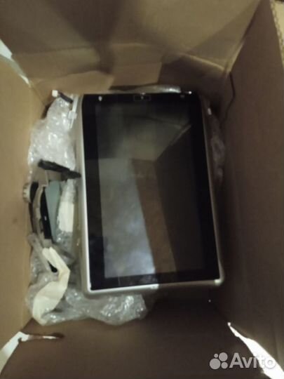 Магнитофон Тесло на Ленд Крузер 200,16 года