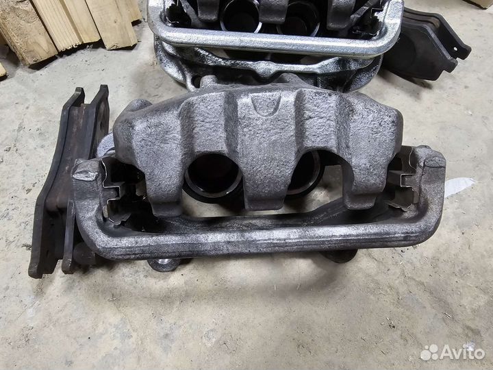 Передние супрорта RangeRover Sport