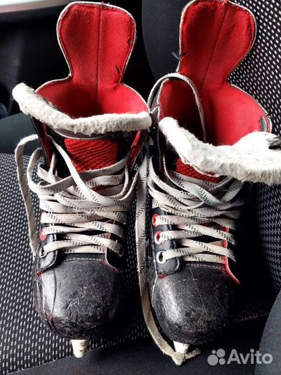 Коньки хоккейные детские