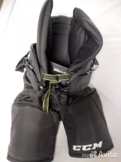 Хоккейные шорты ccm 8-11 лет