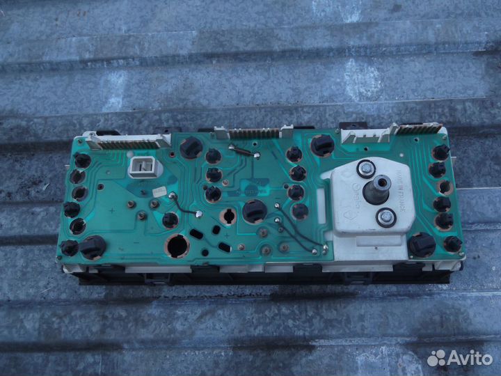 Щиток приборов Renault 19