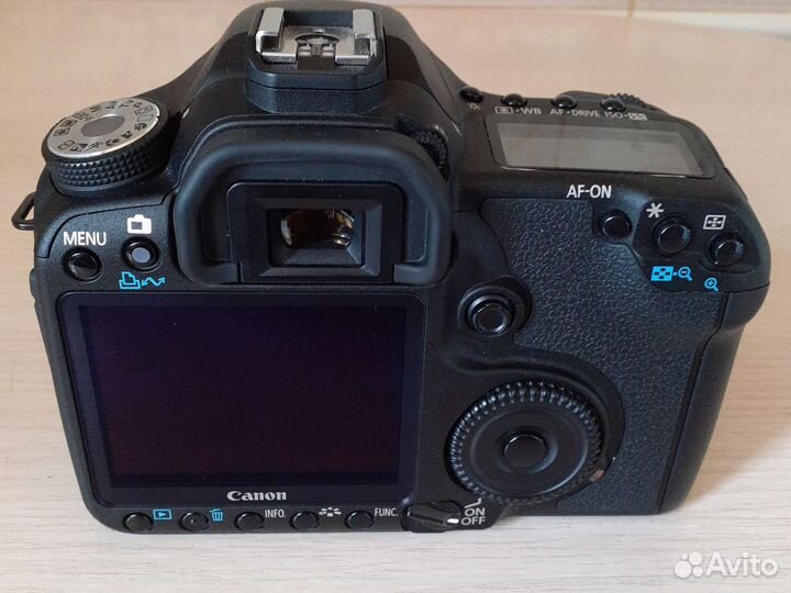 Зеркальный фотоаппарат Canon 50D