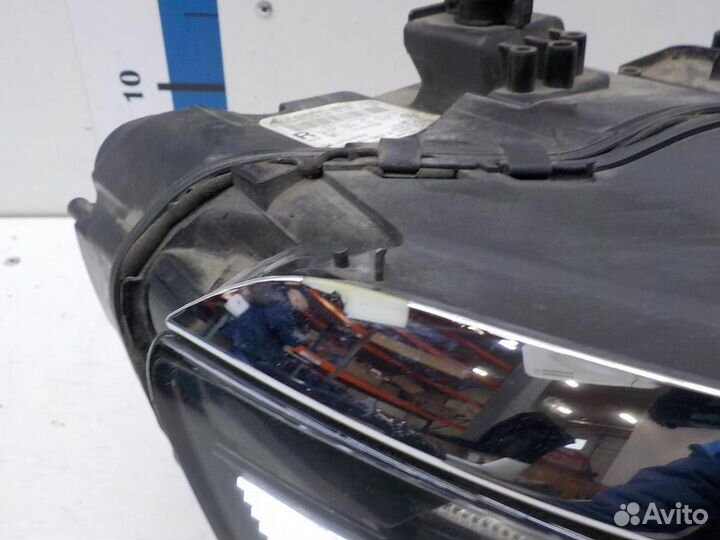 Фара правая Volkswagen Tiguan