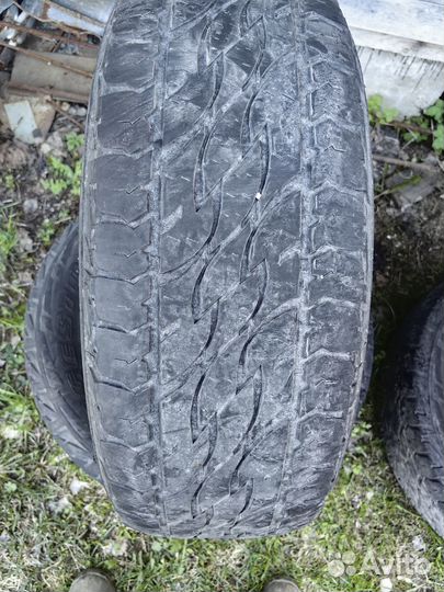 Bridgestone Dueler A/T 697 265/65 R17 112T