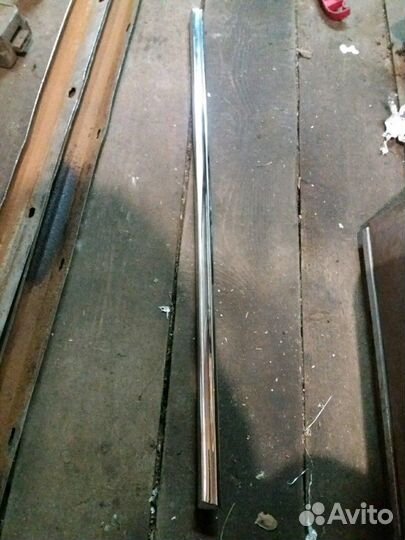 Молдинг задка нижний правый газ 14 Чайка