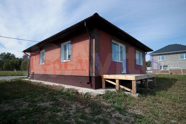 Коттедж 102 м² на участке 10 сот.