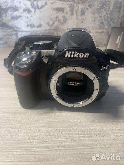 Цифровой зеркальный фотоаппарат Nikon D3100