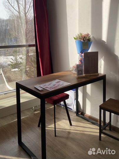 Стол в стиле лофт