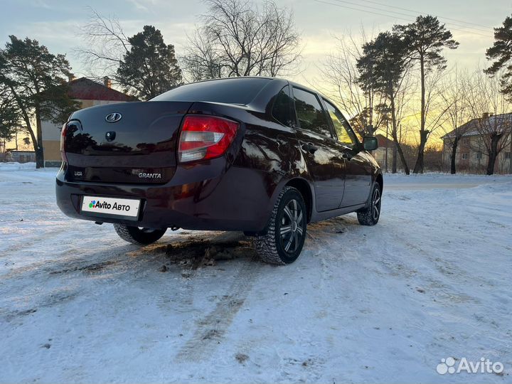 LADA Granta 1.6 МТ, 2015, 125 000 км