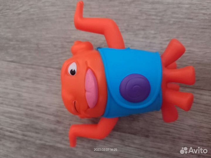 Игрушки из МАК дональдс