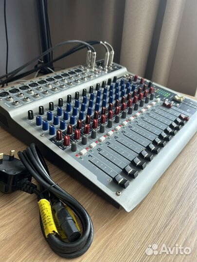 Микшерный пульт Peavey PV 14 с USB