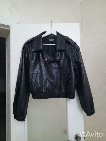 Кожаный бомбер