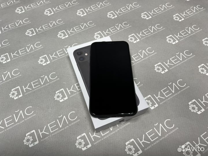 iPhone 11, 64 ГБ