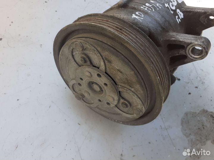 Компрессор кондиционера Honda CR-V