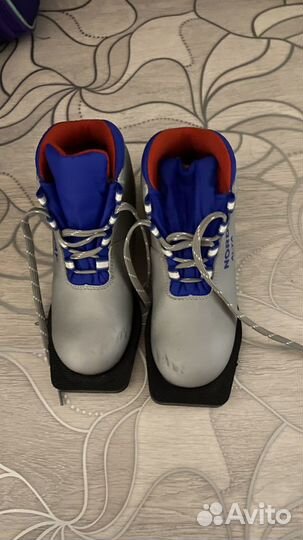 Лыжные ботинки