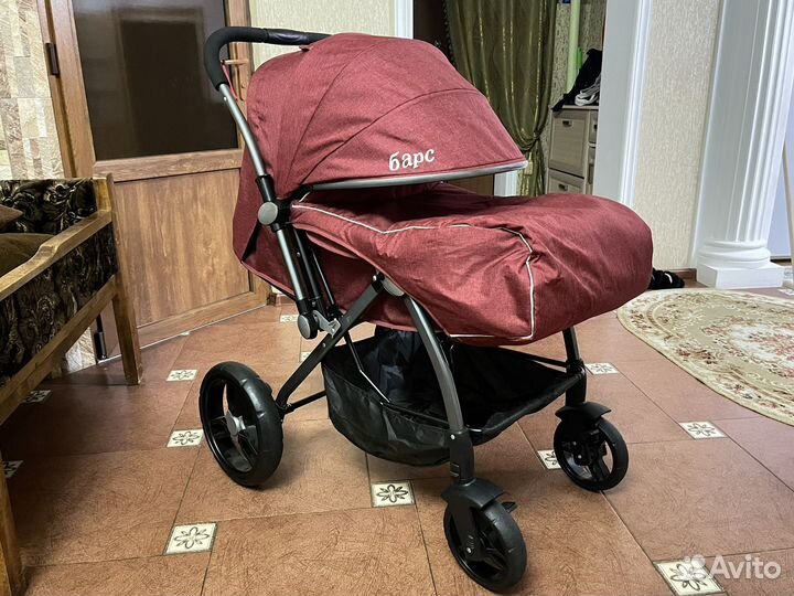 Прогулочная коляска