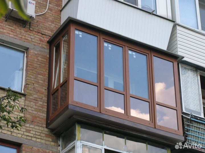 Балкон панорамный коричневый