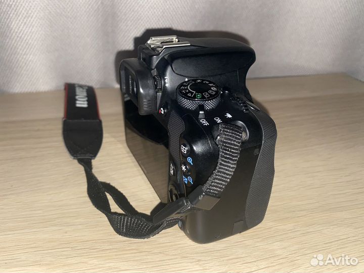 Зеркальный фотоаппарат Canon EOS 100D Body