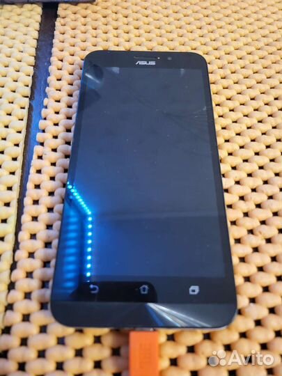 Телефон asus zenfone max