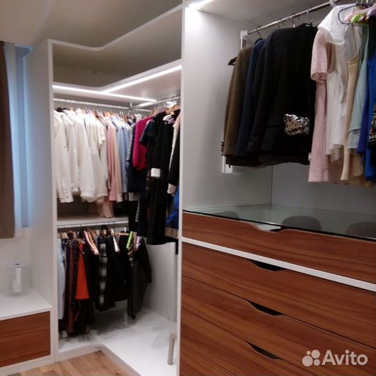 Гардеробная в стиле