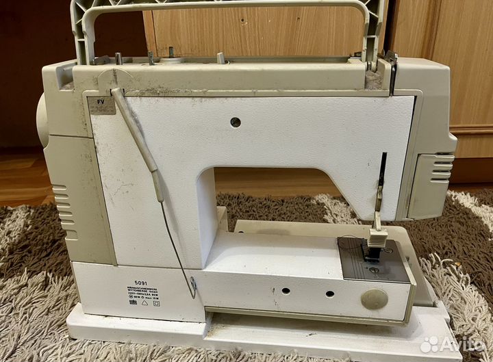 Швейная машинка