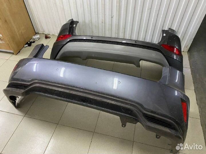 Бампер задний Lexus RX 4