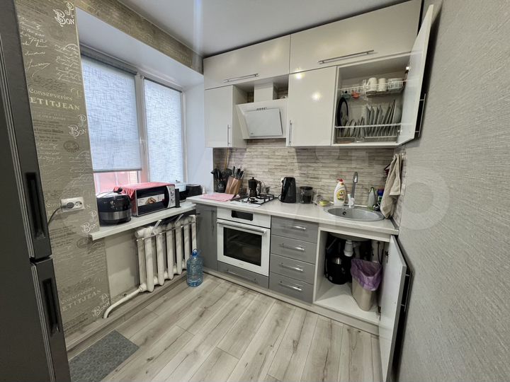 3-к. квартира, 52,4 м², 1/2 эт.