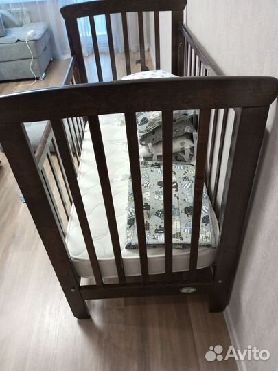 Детская кроватка