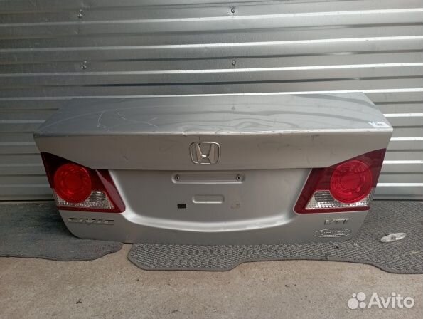Крышка багажника Хонда Цивик 4д