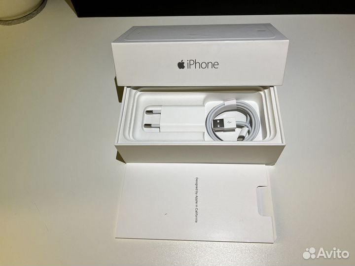 Зарядка на iPhone, Оригинал, Новая