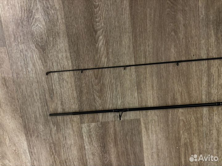 Кастинговый спиннинг banax mega